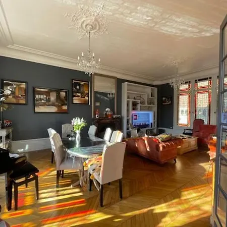 La Des Sources Alojamento de Acomodação e Pequeno-almoço *